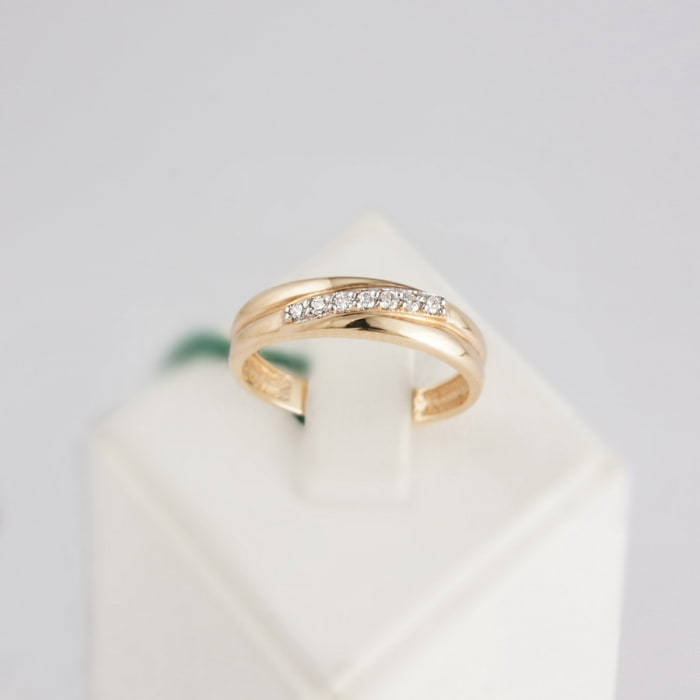 Золотое кольцо с бриллиантами Линда