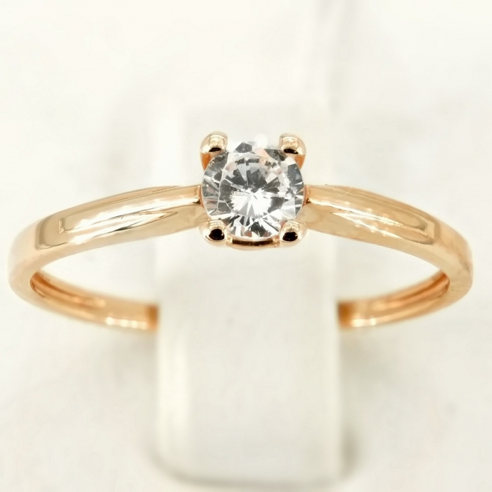 Золотое кольцо с одним камнем Амели