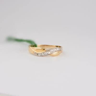 Золотое кольцо с бриллиантами Грация
