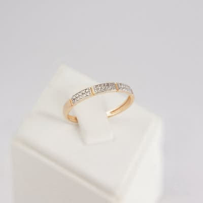 Золотое кольцо с бриллиантами Хейли