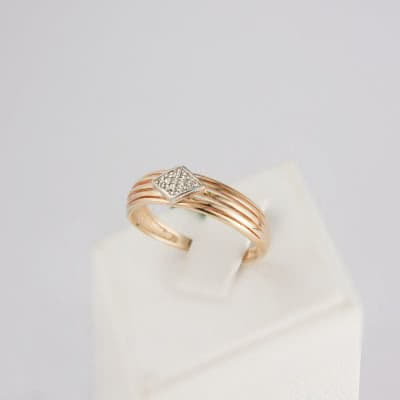 Золотое кольцо с бриллиантами Силия