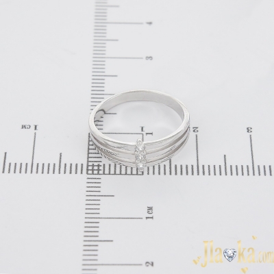 Серебряное родированное кольцо с фианитами Аггай