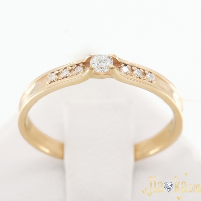 Золотое кольцо из красного золота с бриллиантами Кэйлин