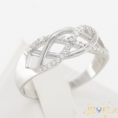 Серебряное родированное кольцо с фианитами Бабет