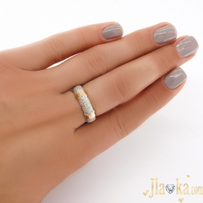Серебряное кольцо с золотой вставкой и фианитами Мишель