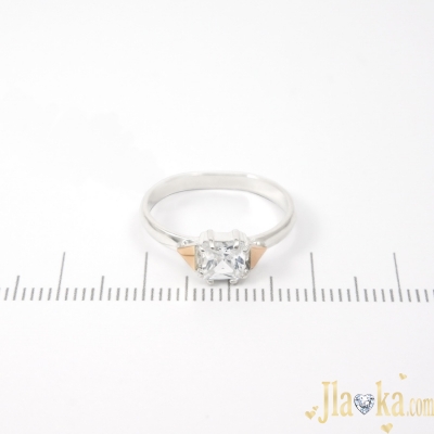 Серебряное кольцо с золотой вставкой и фианитом Муза