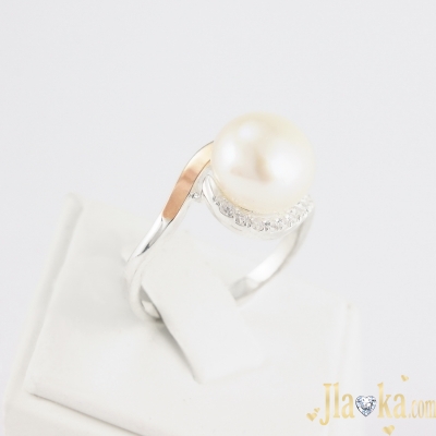 Срібна каблучка із золотою вставкою перлами та фіанітами Каре