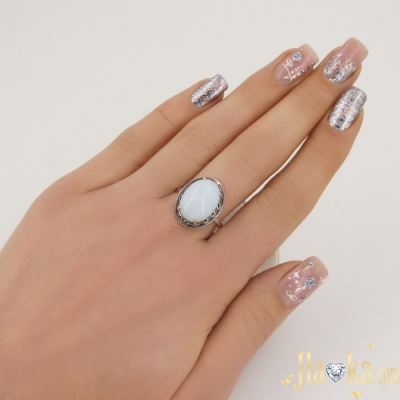 Серебряное кольцо с лунным камнем и чернением Луанне