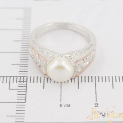 Серебряное кольцо с золотой вставкой и жемчугом Узор