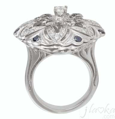Эксклюзивное кольцо из белого золота 750 пробы с бриллиантами Ажур