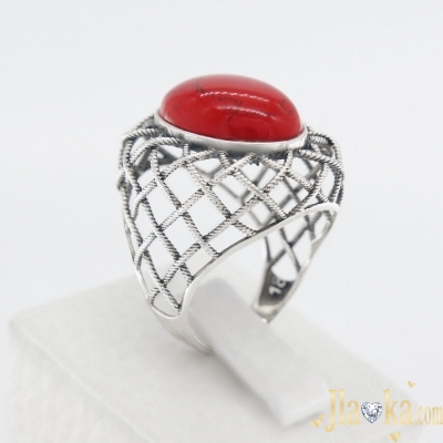 Серебряное кольцо с черненем и красной яшмой Сафура