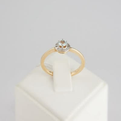 Золотое кольцо с топазом Оливия