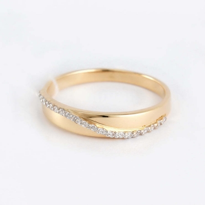Золотое кольцо с фианитами Беатриса